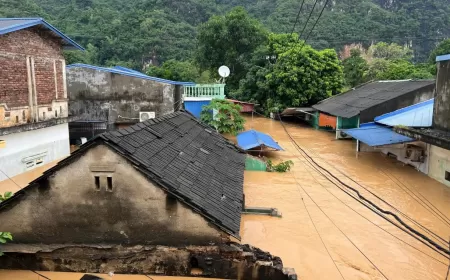 Ngập hơn 2 mét Người dân Thái Nguyên chạy lũ trong đêm: Hàng trăm hộ bị cô lập, nước dâng 
